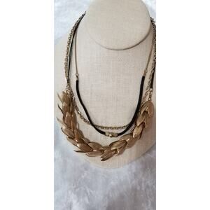 INC 18" gold tone necklace w/ 3" extension 1.1578